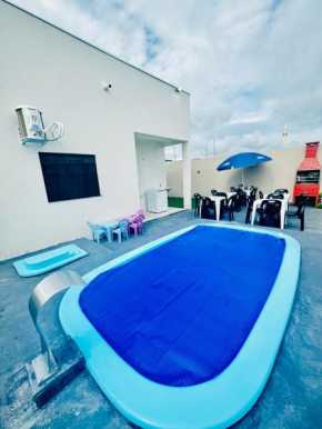 Casa de luxo com piscina e sala de jogos 7 camas 8 pessoas